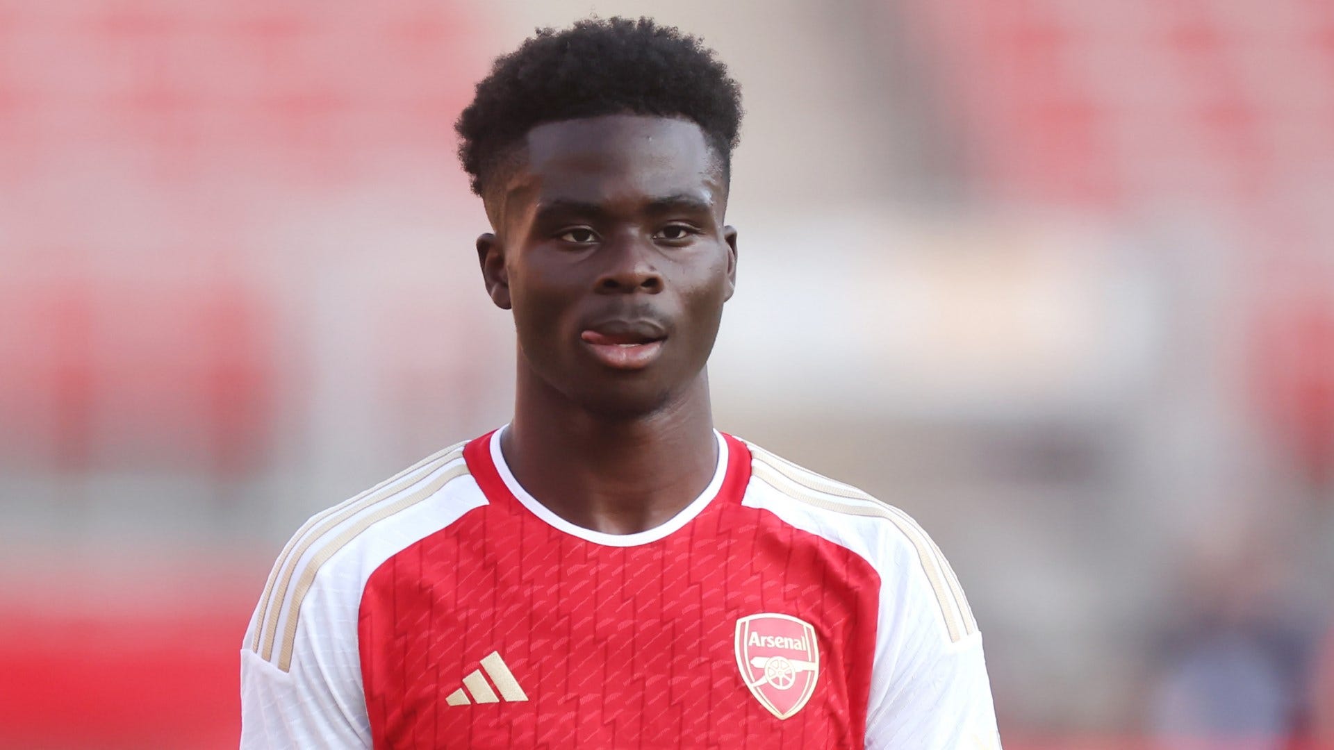 Awkward Answer! Arsenal Star Bukayo Saka Reveals Man Utd Legend ...